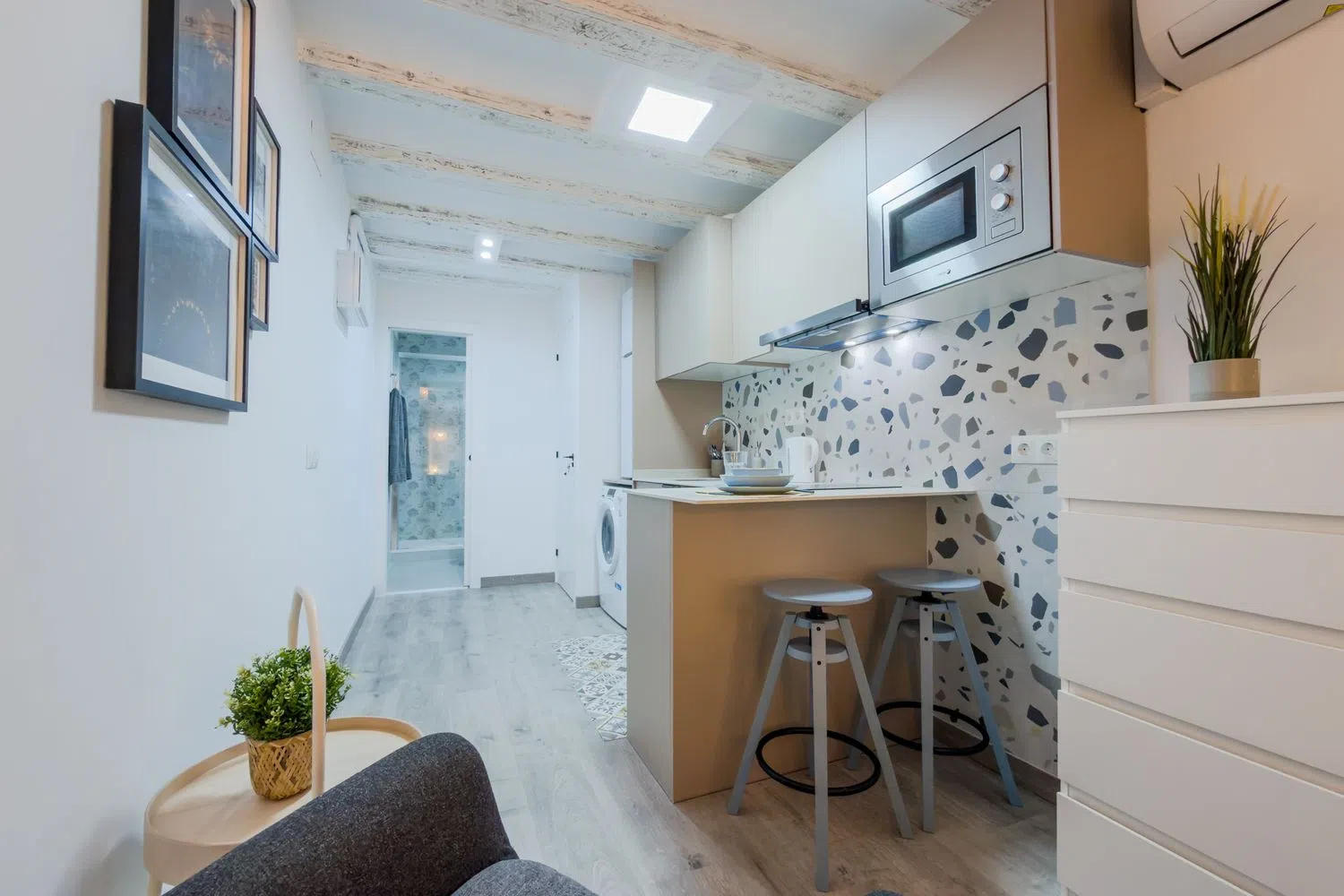 Estudio en calle d'En Robador, 31 - Foto 3