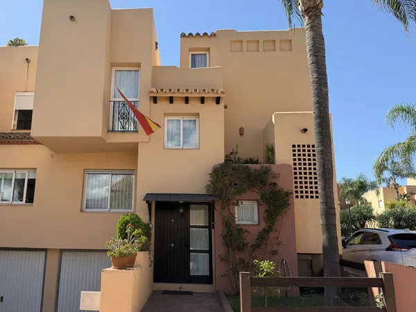 Chalet adosado en Urbanización Condes de Iza s/n, Rodeo Alto-Guadaiza-La Campana - Foto 30
