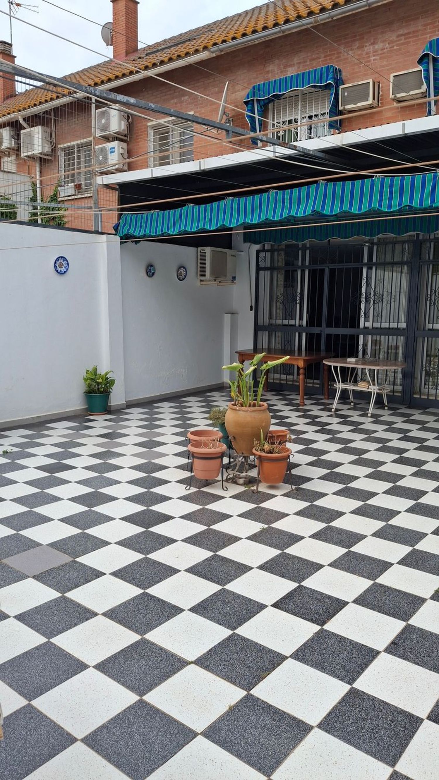 Chalet adosado en Avenida de las Ciencias - Foto 13