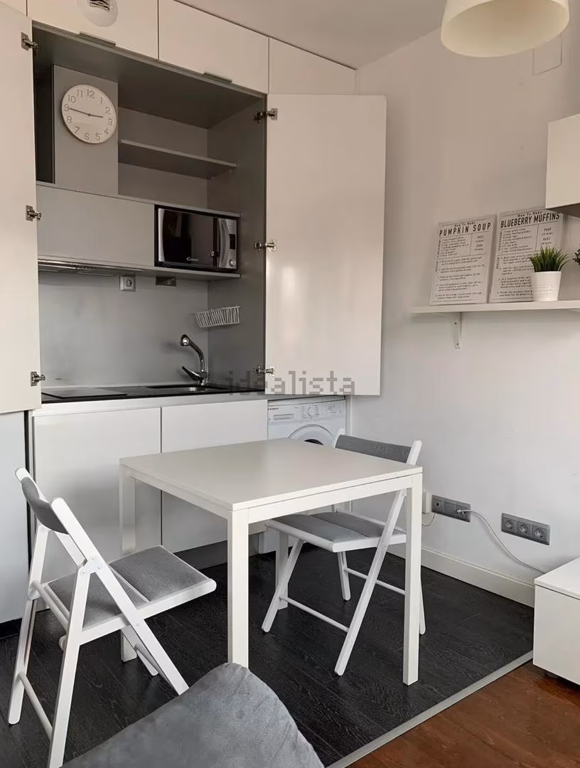 Estudio en  Calle de Herminio Puertas 13 - Foto 7