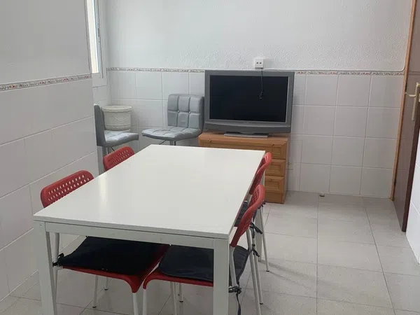 Piso en Calle l'Alcalatén, 1 - Foto 3