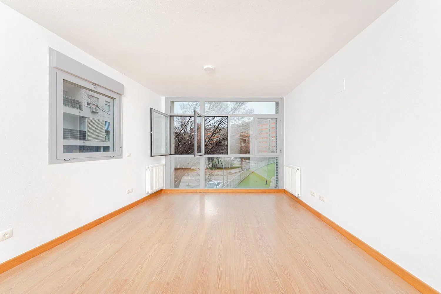 Piso en calle del Jacobeo - Foto 2