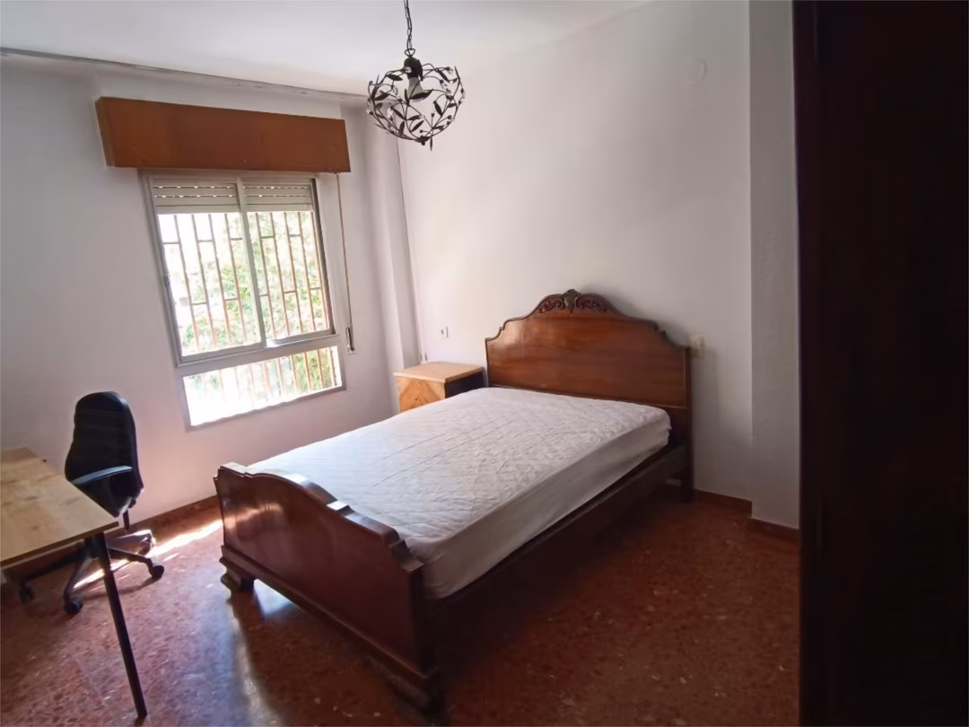 Piso en  Calle Diego Serrano 5 - Foto 9