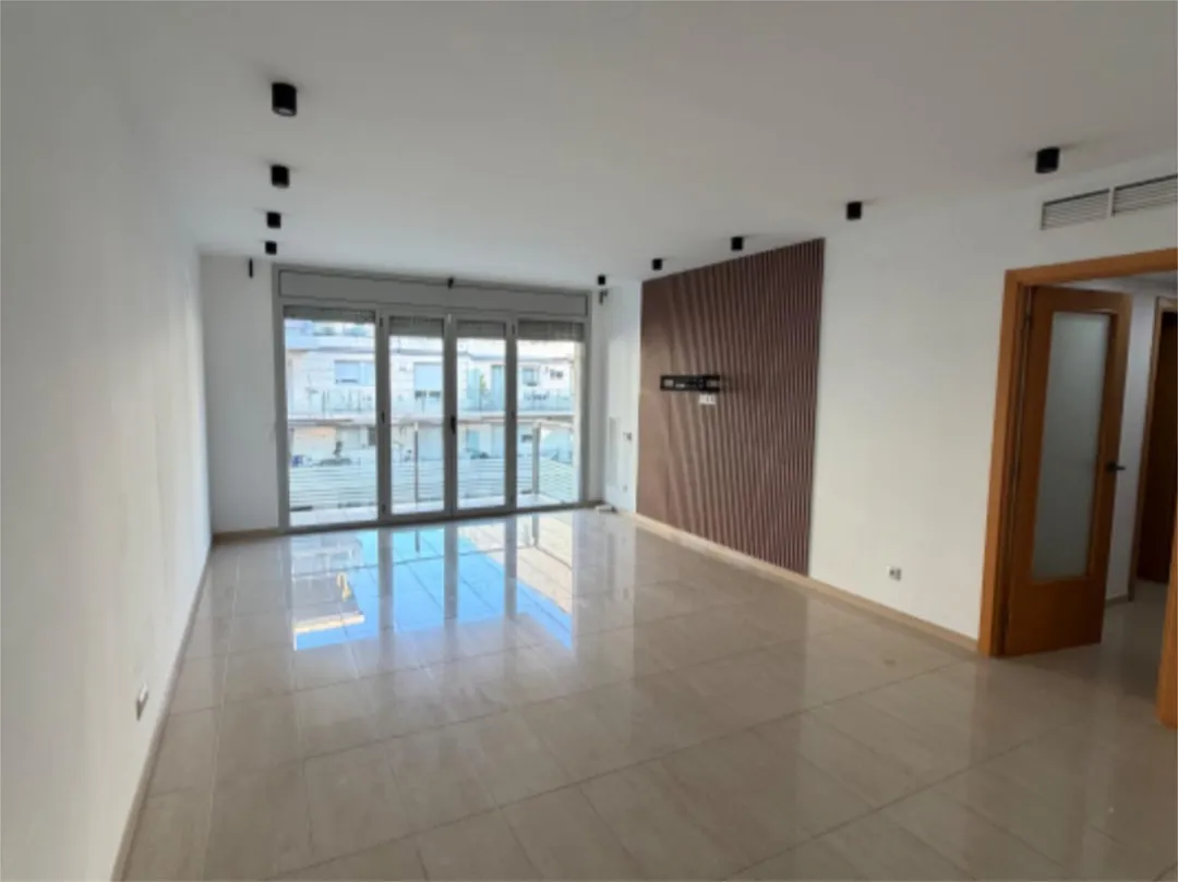 Piso en  passatge del Mar d'Alborán 8 - Foto 2