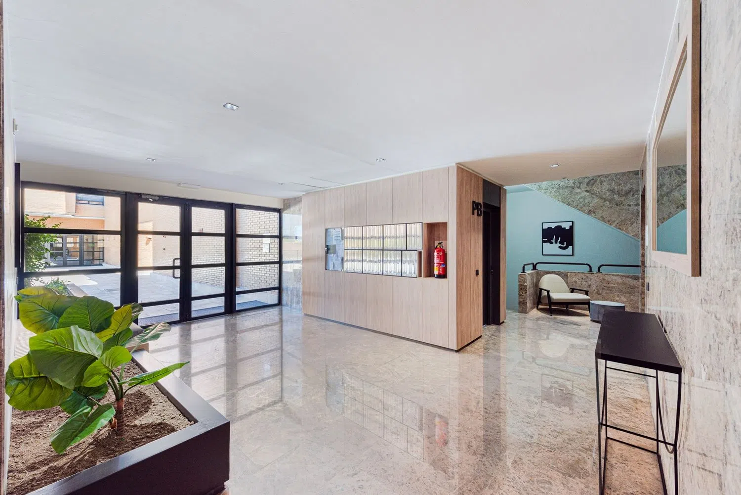 Estudio en calle de Diego Ayllón - Foto 18