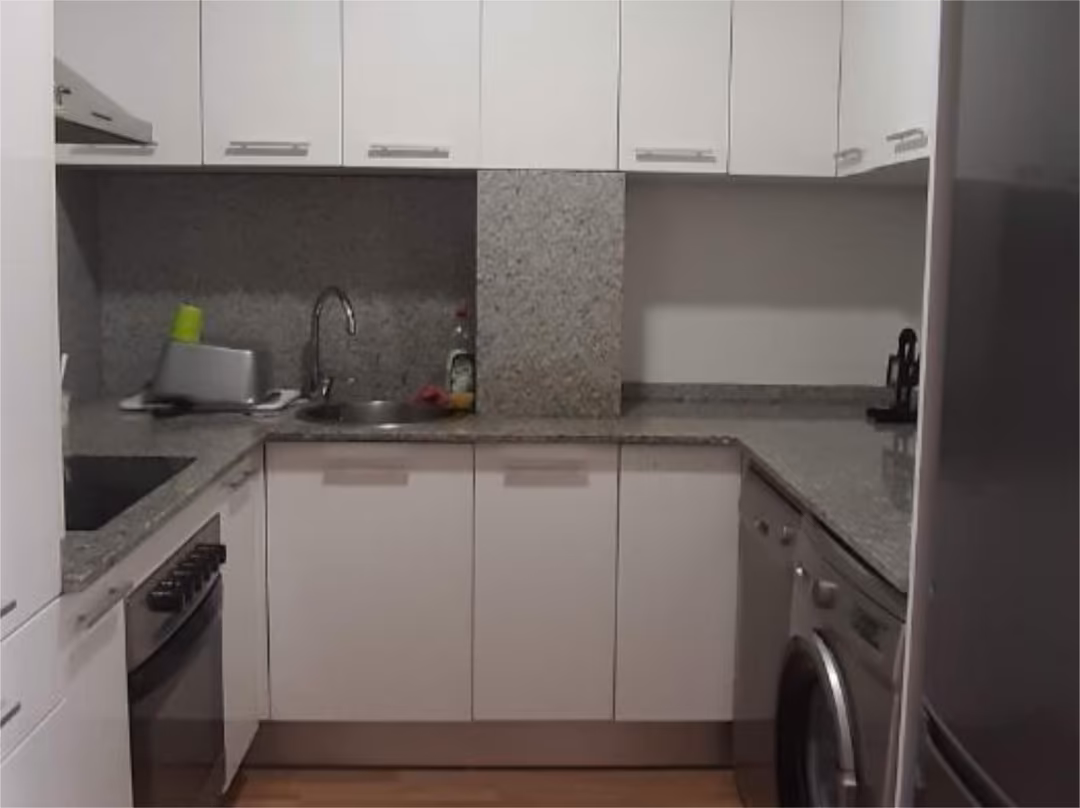 Piso en  Avinguda de Blondel 34 - Foto 10