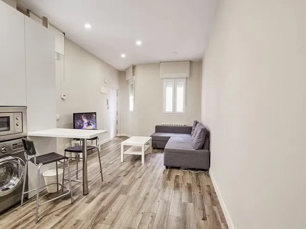 Piso en calle Ollerías, 17 - Foto 1