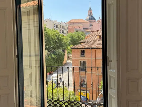 Piso en calle de la Villa, 5