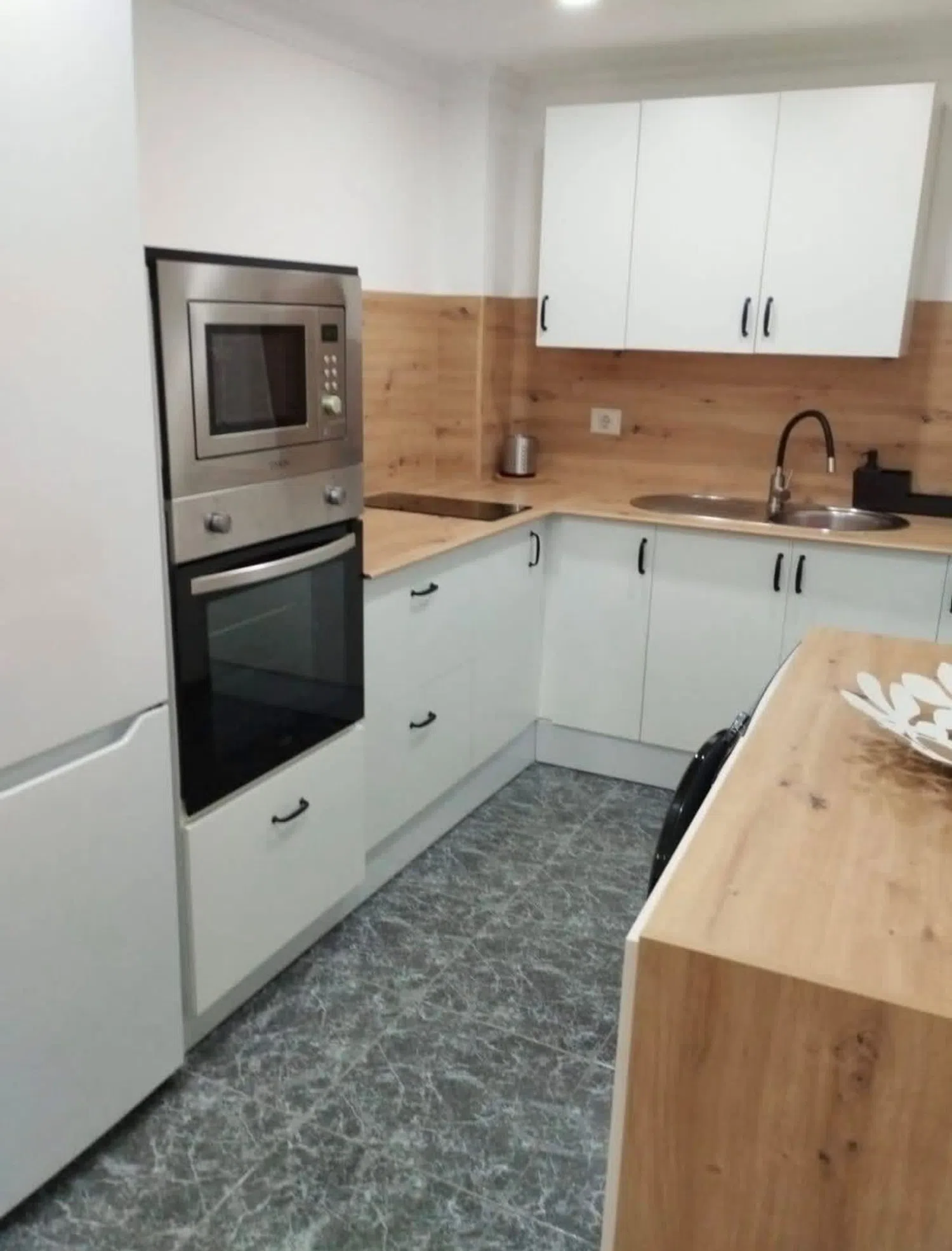 Piso en calle Guaires, 9