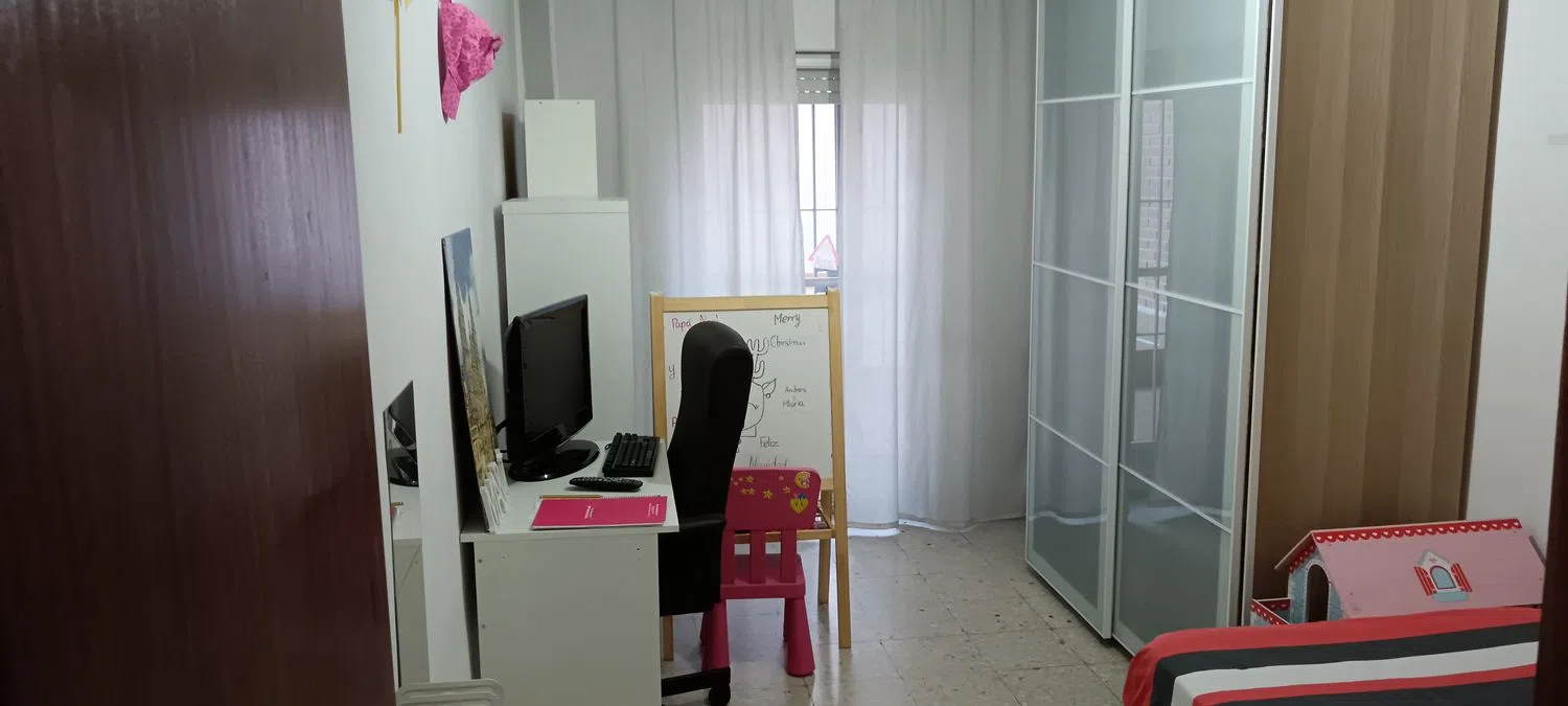 Piso en La Alhóndiga - Foto 2