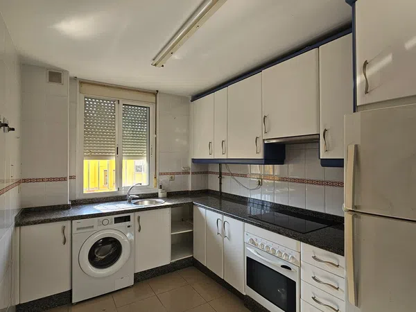 Piso en Calle Melchor Gallegos, 11, Gran Plaza - Marqués de Pickman - Ciudad Jardín - Foto 2