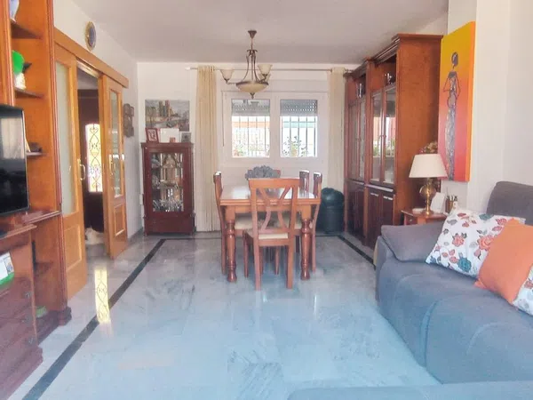 Chalet adosado en Calle Granate, 10 - Foto 4