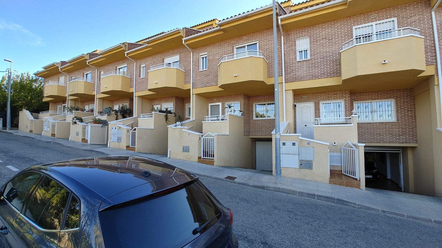 Chalet adosado en calle Virgilio, 78 - Foto 1