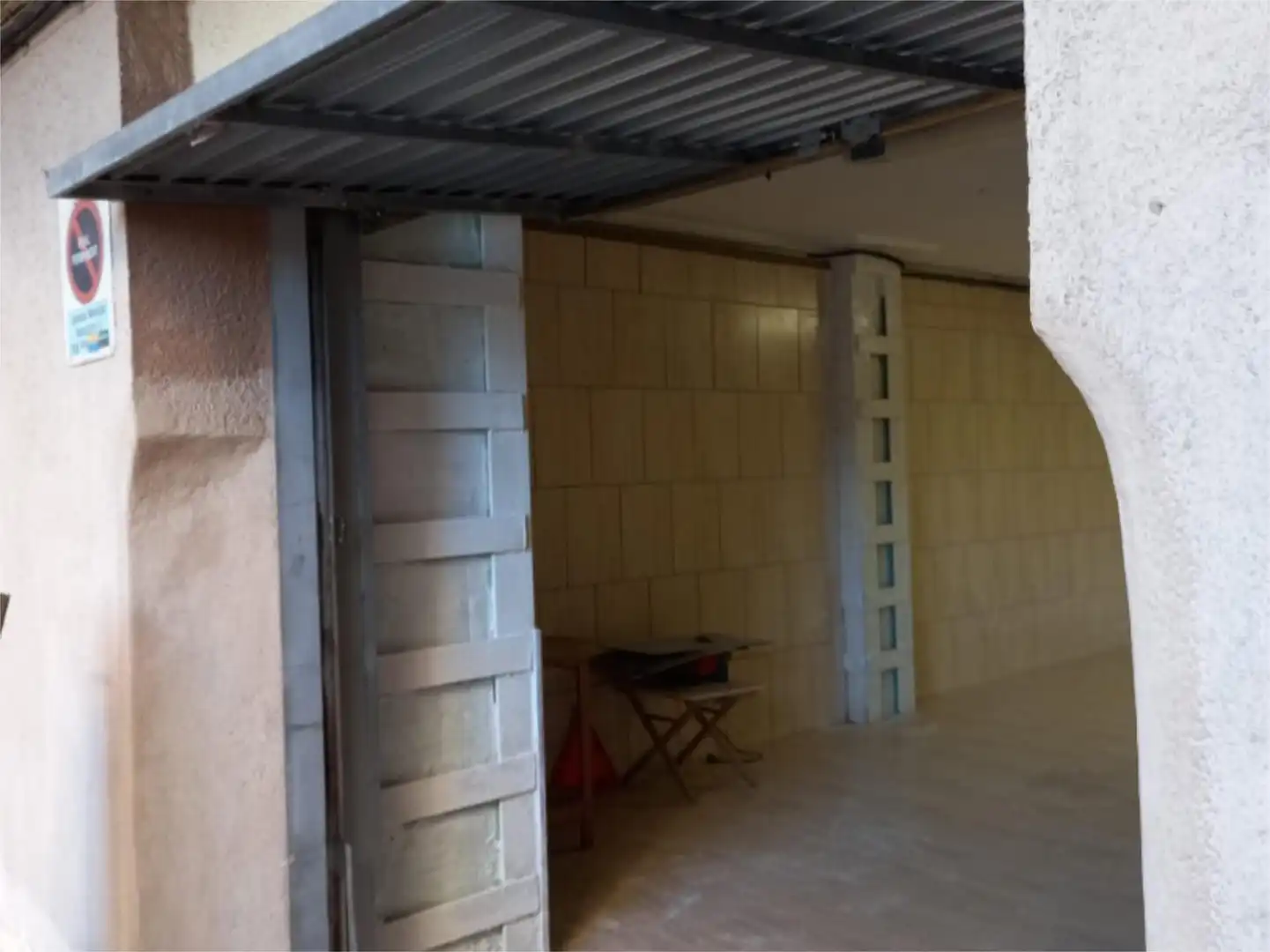 Local comercial en  Carrer de Bellsolà 12 - Foto 4