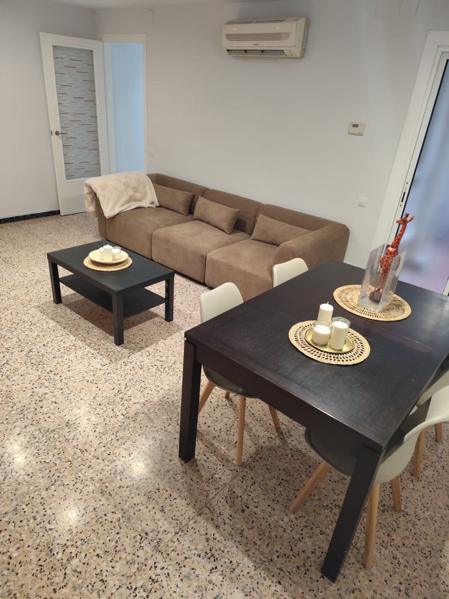 Piso en calle Neptú, 5 - Foto 3