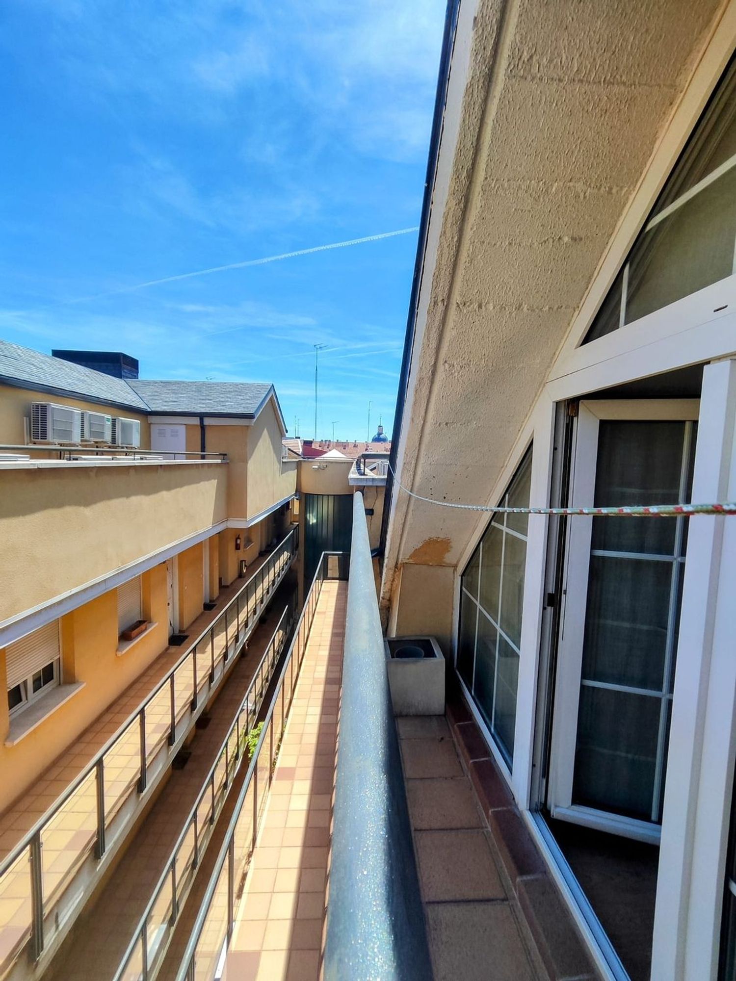Piso en Calle Don Juan I, 12, San Isidro - Los Almendros - Foto 2