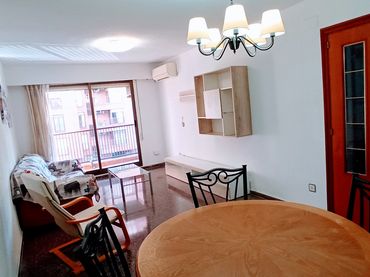 Piso en  Carrer de Rubén Darío 22 - Foto 2