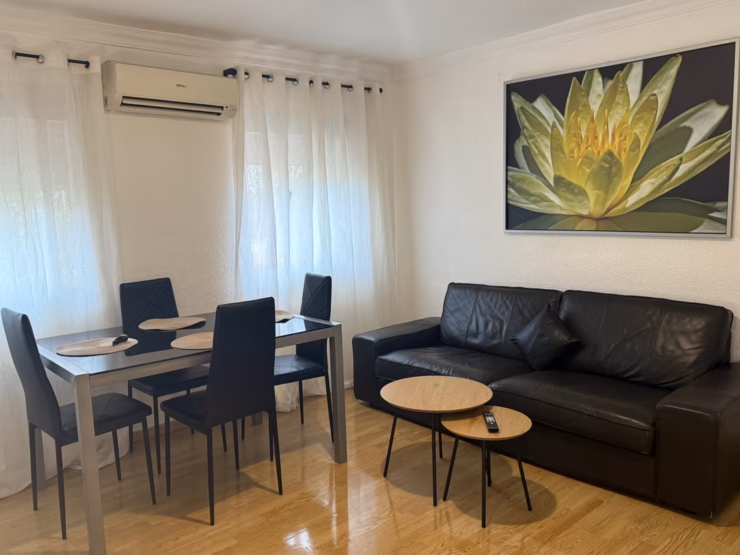 Piso en  Calle Lugano 3