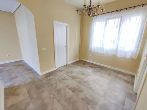 Piso en calle de Maudes, 7