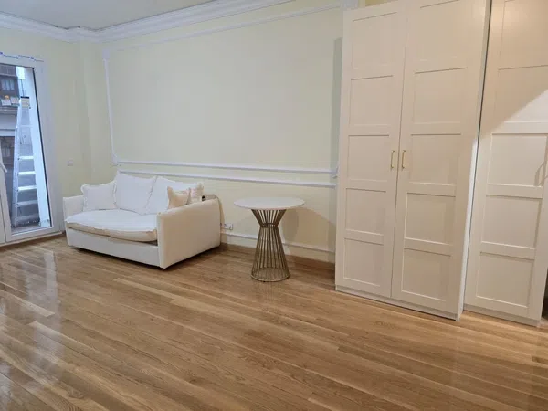 Piso en calle Imperial, 12