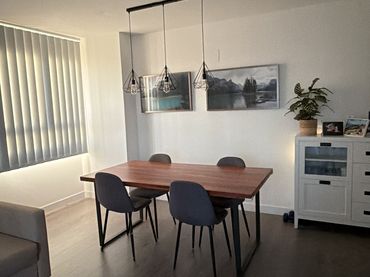 Piso en  Carrer de Josep Alminyana i Vallès 4 - Foto 10