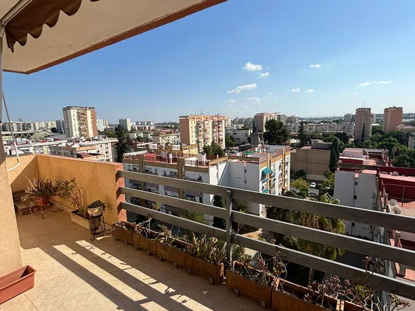 Piso en Plaza Tomás Pavón, 1 - Foto 1