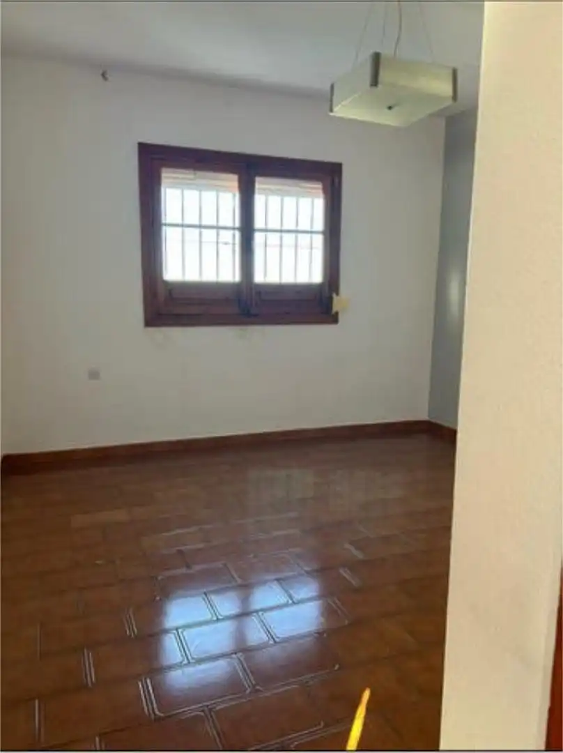 Casa adosada en Urb. Cuevas del Tesoro - Foto 5