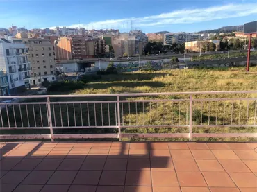 Piso en  Carrer Vila Vall-Llebrera 18 - Foto 1