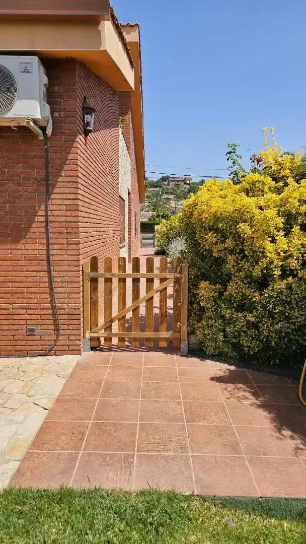 Chalet en  Carrer Cirerer 21 - Foto 18