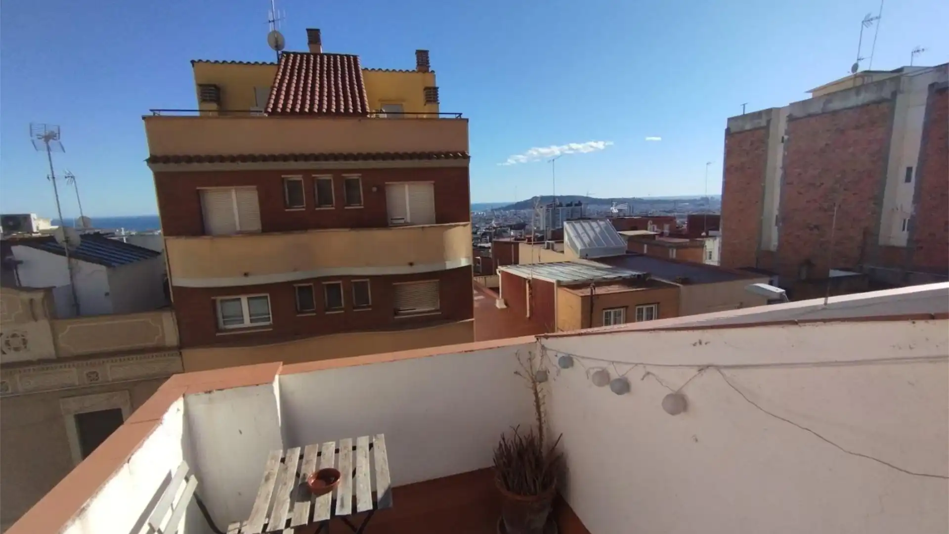 Piso en  Carrer de Josep Serrano 31 - Foto 14