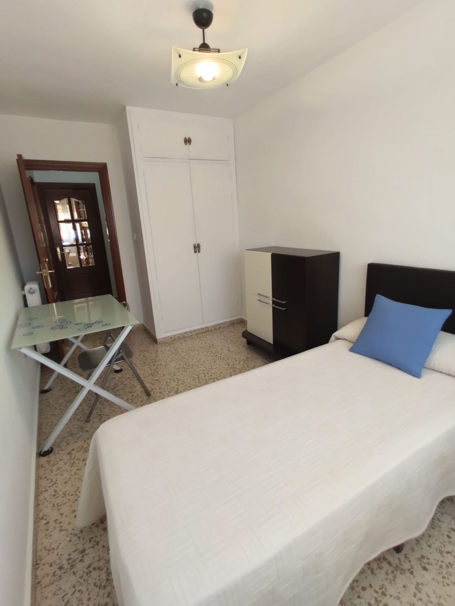 Piso en calle Matilde de La Torre, 40 - Foto 2