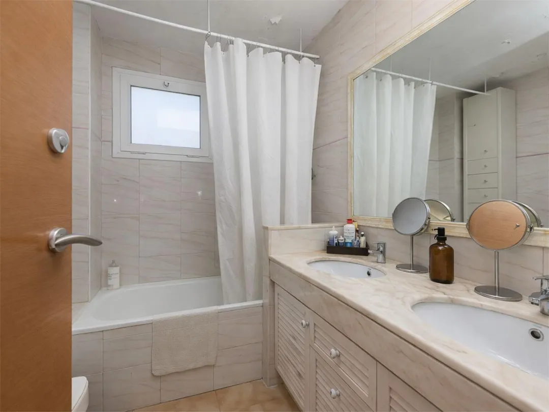 Casa adosada en  Avinguda 303 10 - Foto 19