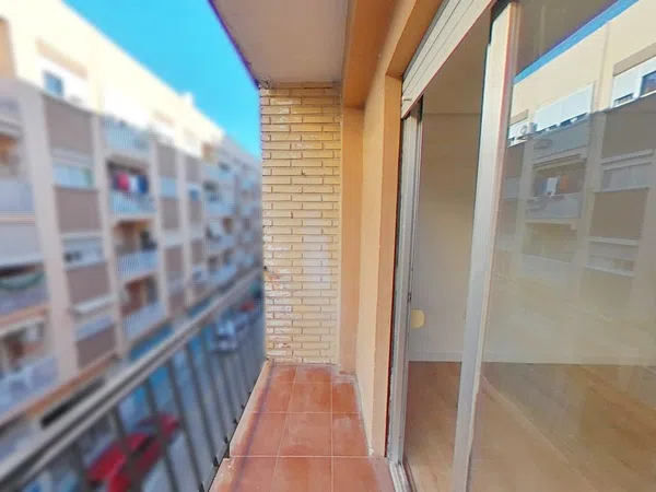 Piso en San Ramón y Monte de Piedad - Foto 2