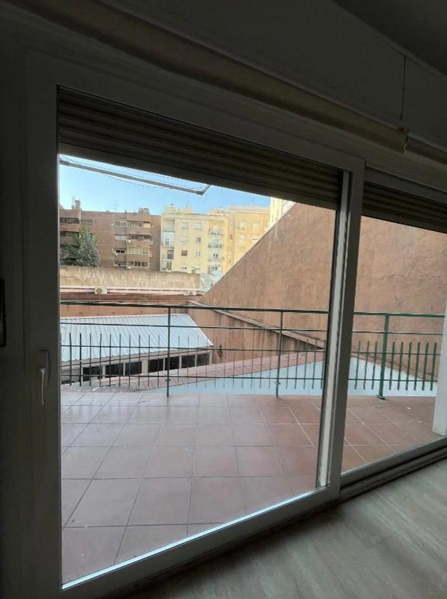 Piso en calle de María de Guzmán, 6 - Foto 5
