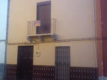 Casa adosada en calle Virgen de Consolación 32 - Foto 1