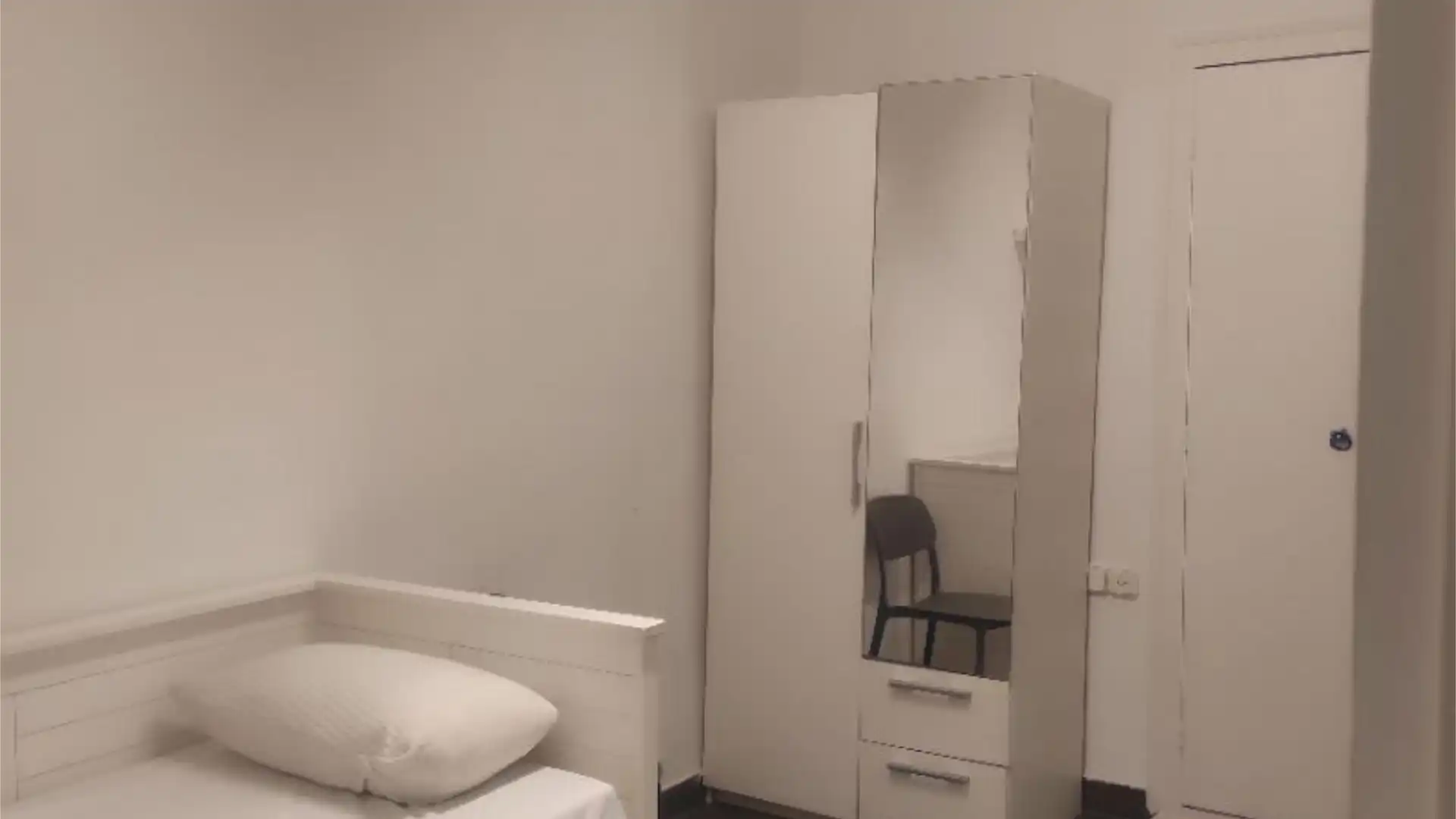 Piso en  Carrer de Sant Lli 4 - Foto 9