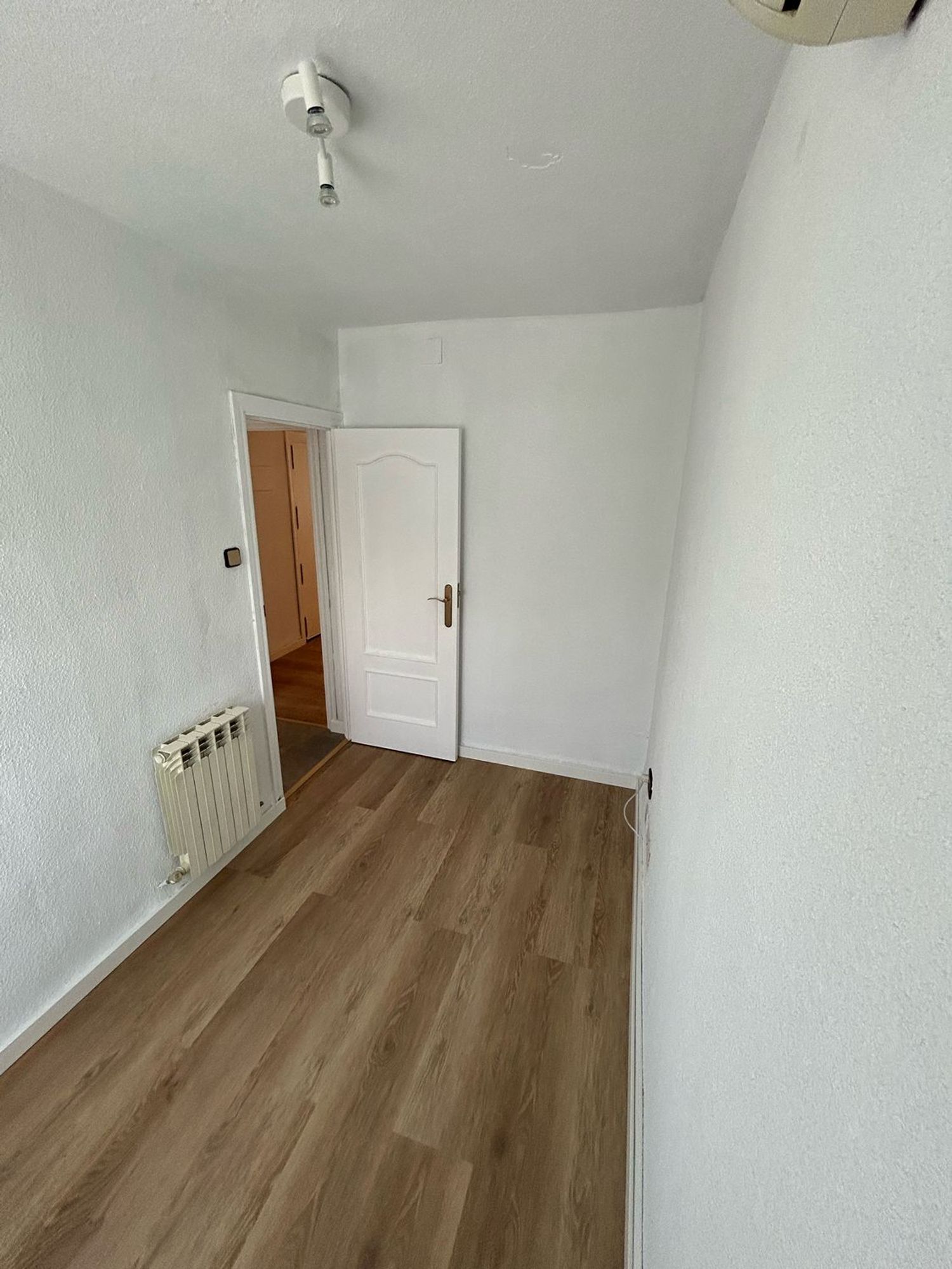 Piso en Calle de Cuart de Poblet, 131, Lucero - Foto 19