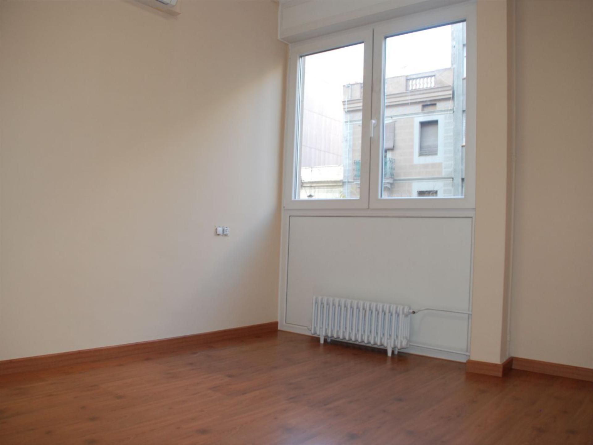 Piso en  Carrer del Consell de Cent 168 - Foto 13