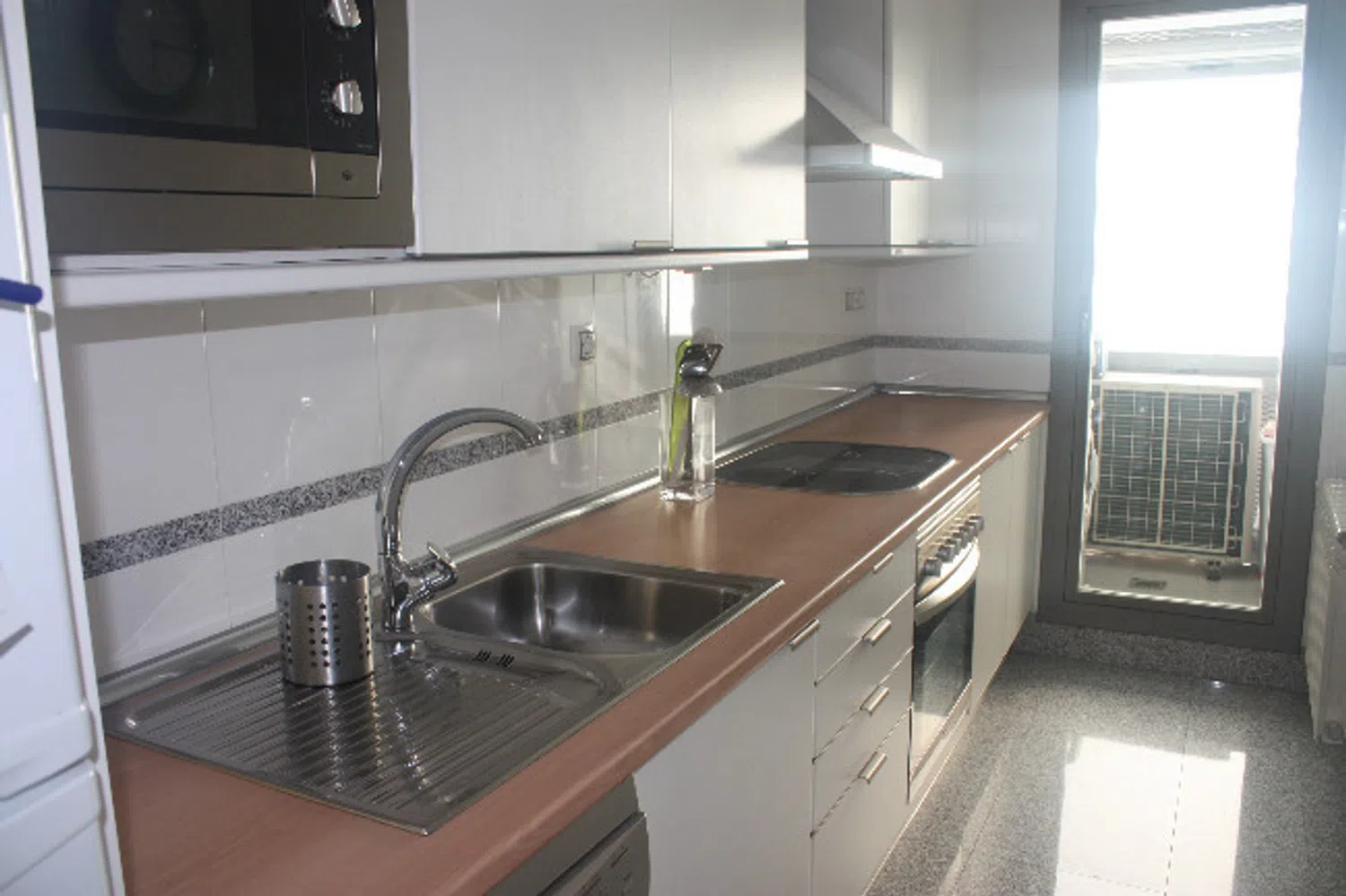 Piso en calle Rafael Bergamín, 5 - Foto 4