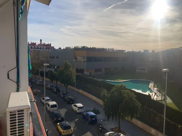 Piso en avenida Equipo Cincuenta y Siete, 10 - Foto 3