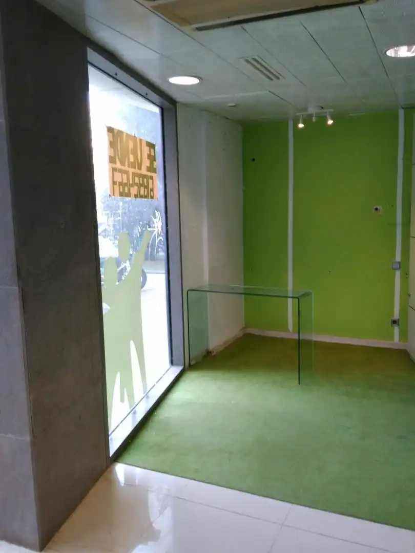 Local comercial en L'Hospitalet de Llobregat - Foto 6