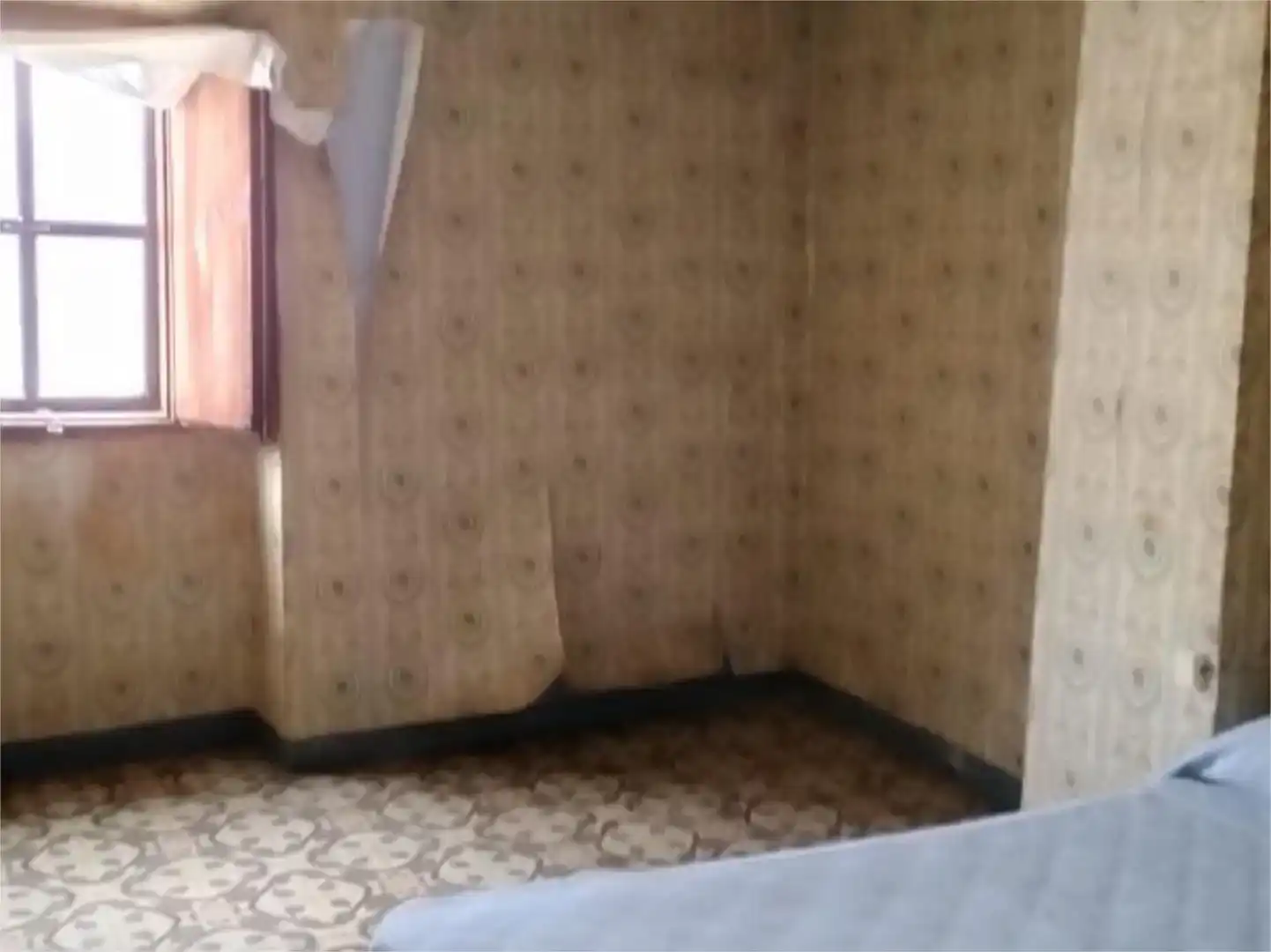 Casa adosada en  Avinguda Llosar 32 - Foto 4
