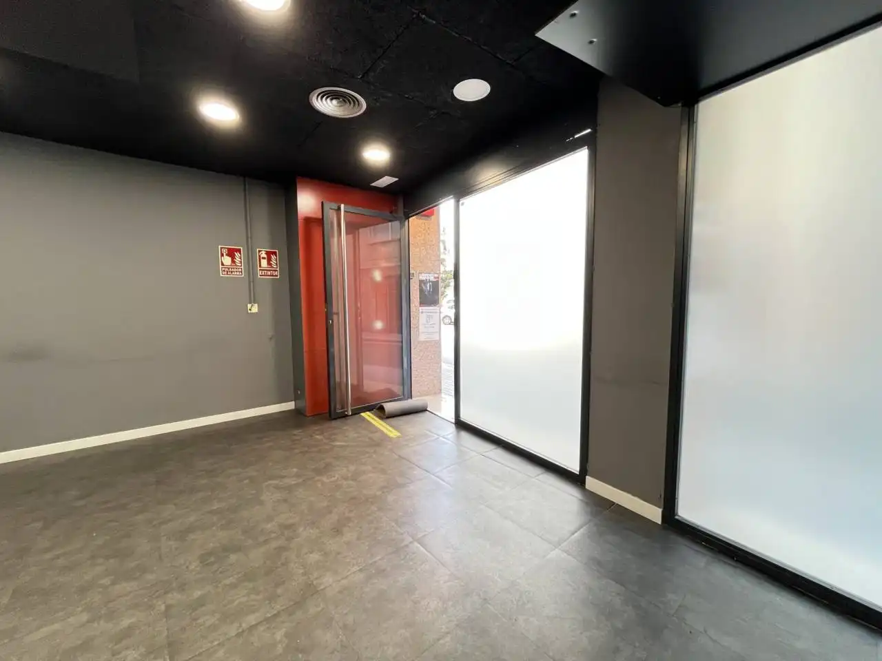 Local comercial en  Calle Camp 1 - Foto 7