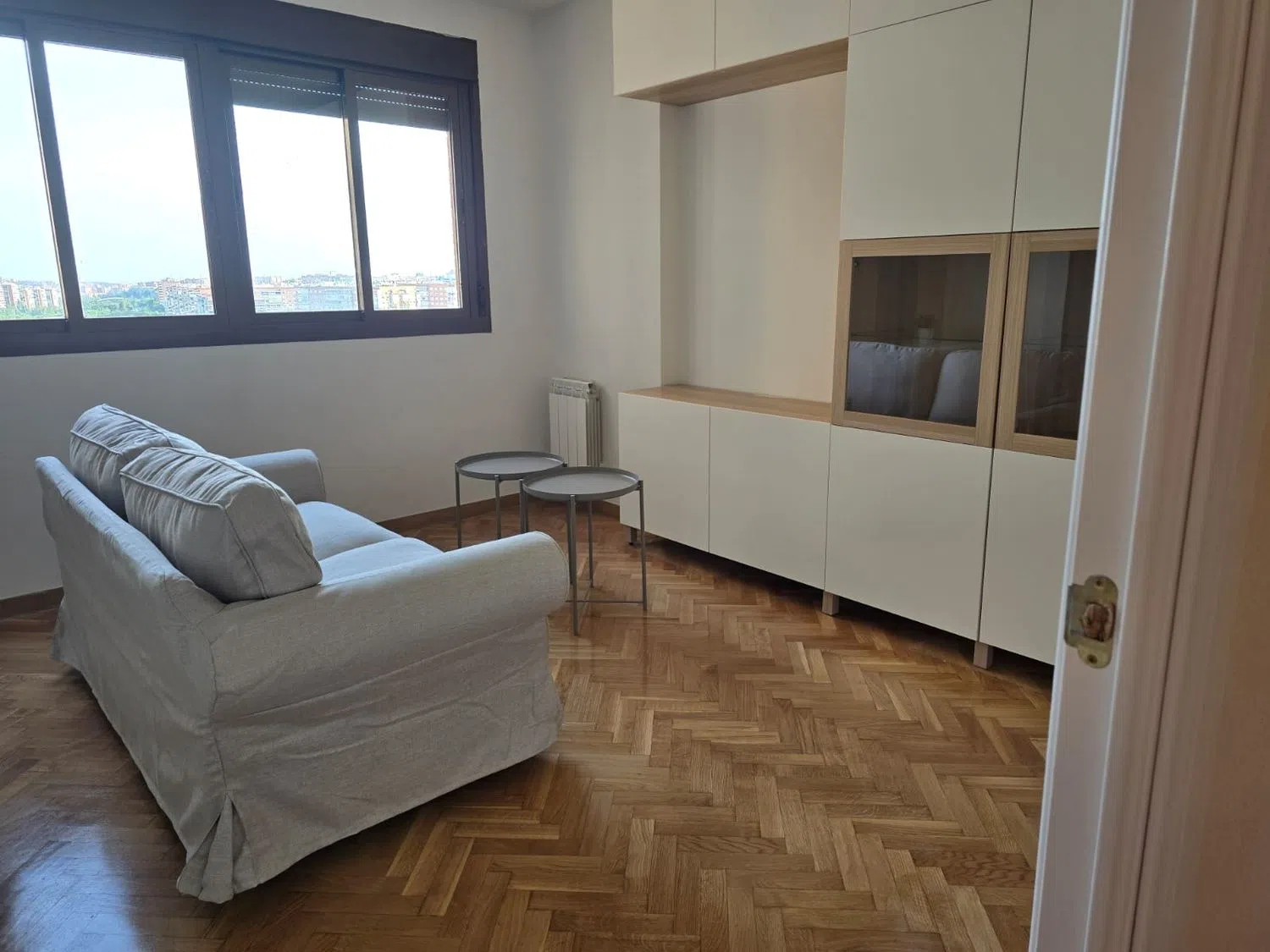 Estudio en calle de Rafael Bergamín, 6 - Foto 4