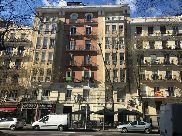 Piso en calle General Álvarez de Castro, 11