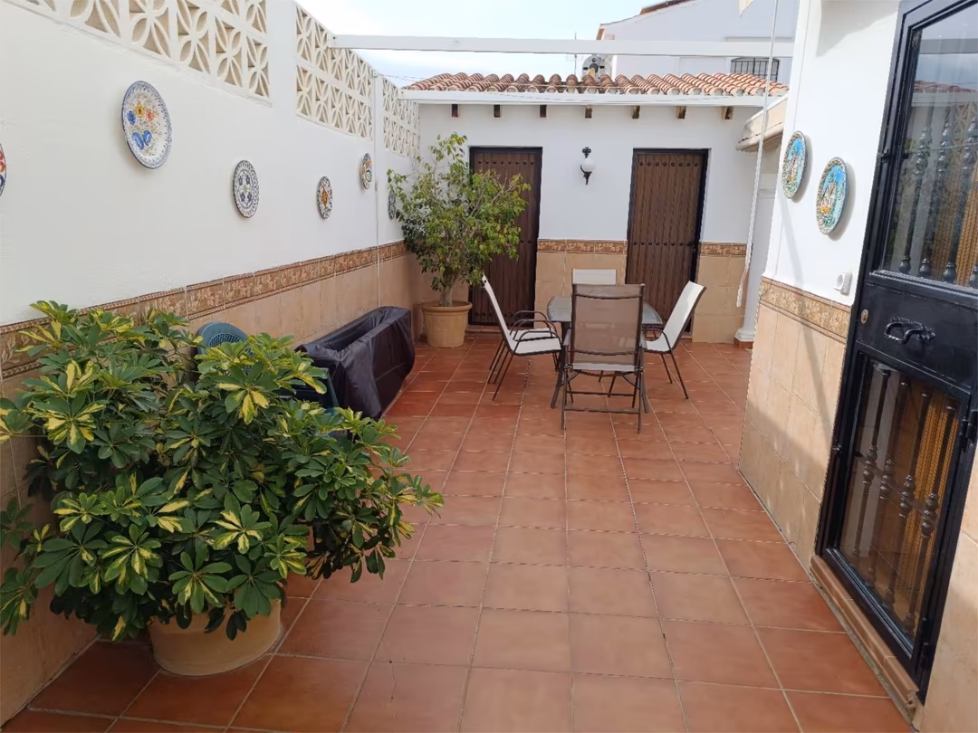 Chalet en  Avenida Descubrimiento 17 - Foto 5