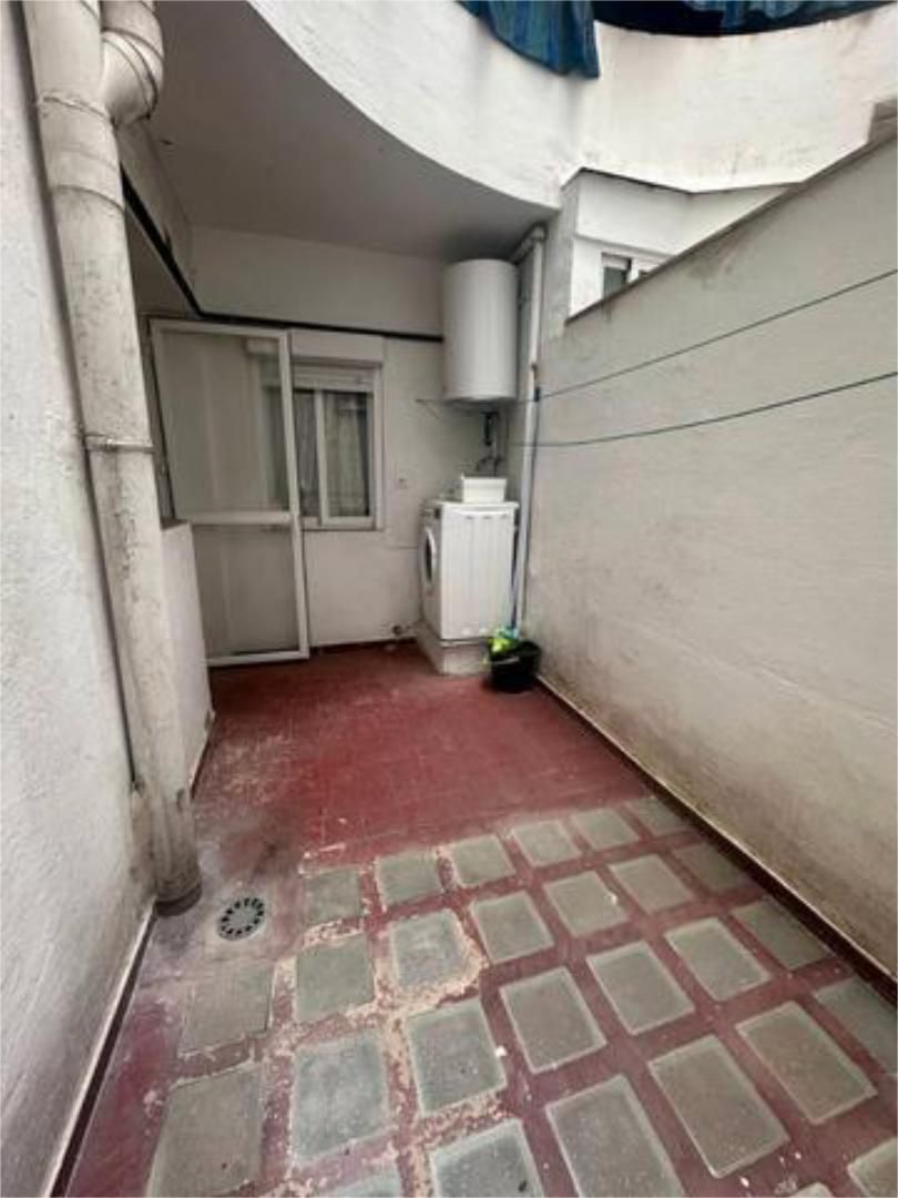 Piso en Ciudad Jardín - Foto 9