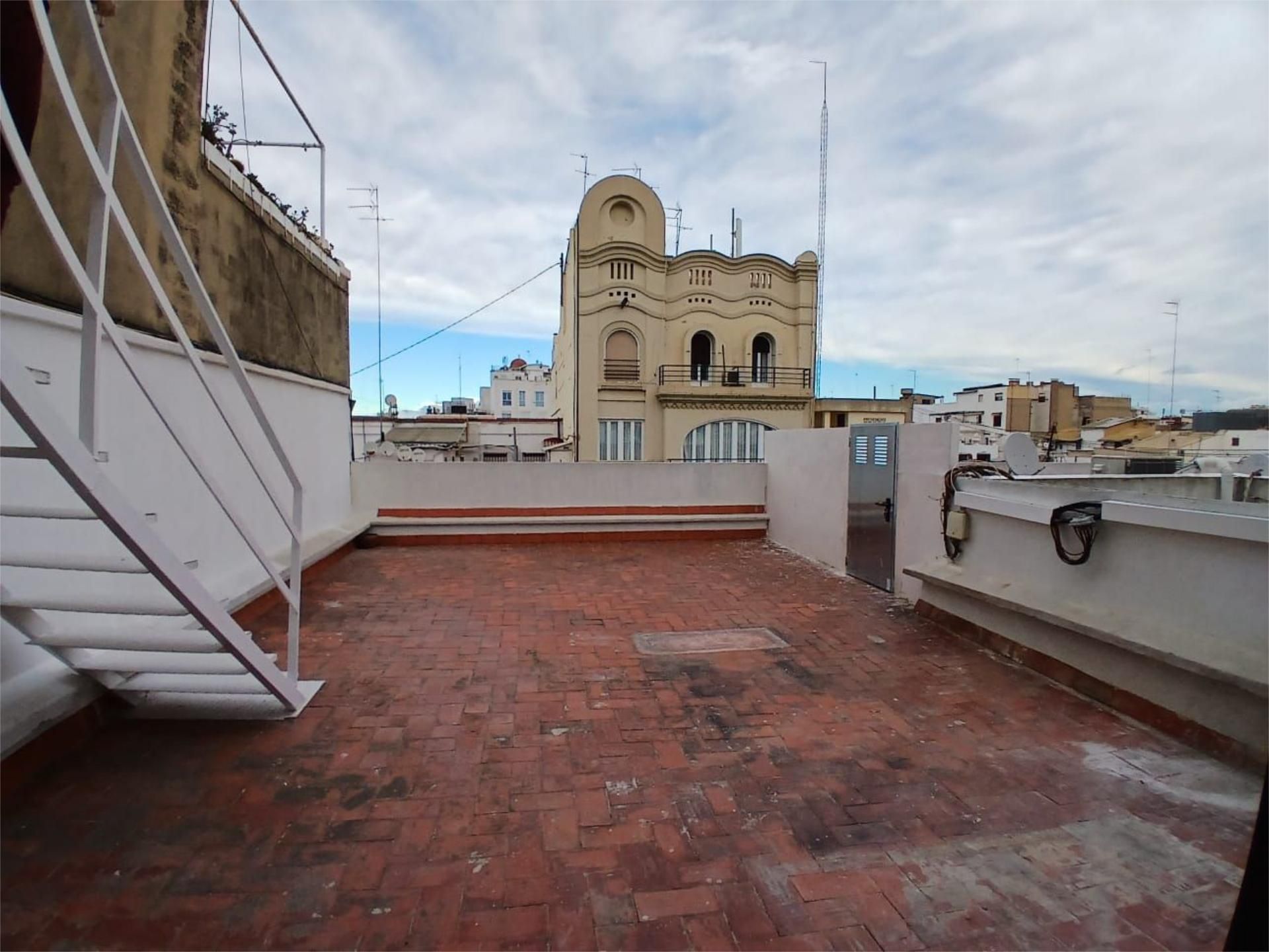 Piso en  Carrer de Ciril Amorós 28 - Foto 6