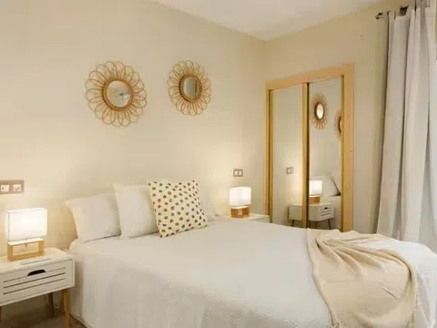 Estudio en calle Bernardo de la Torre, 36