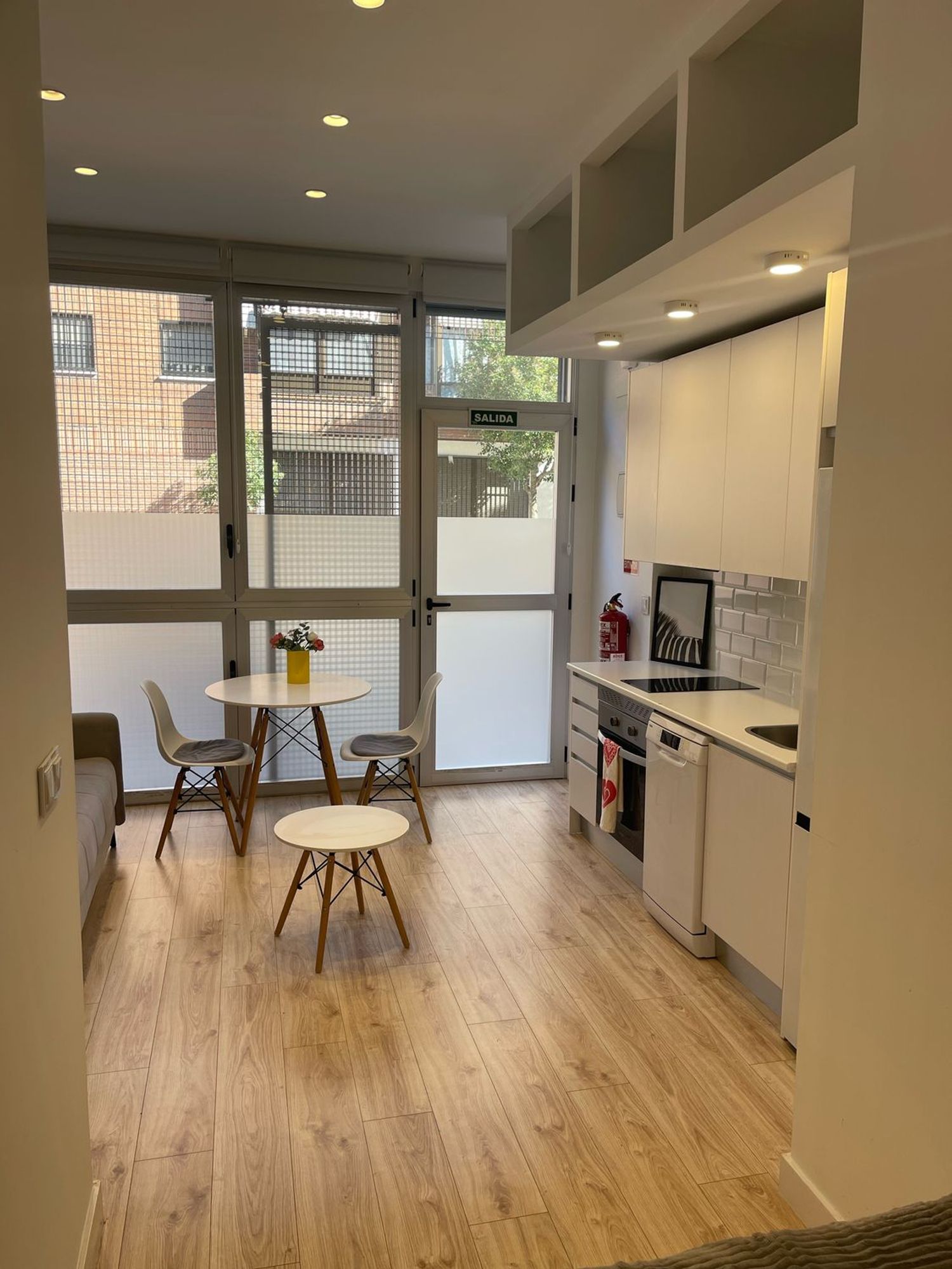 Estudio en calle de Troya, 18